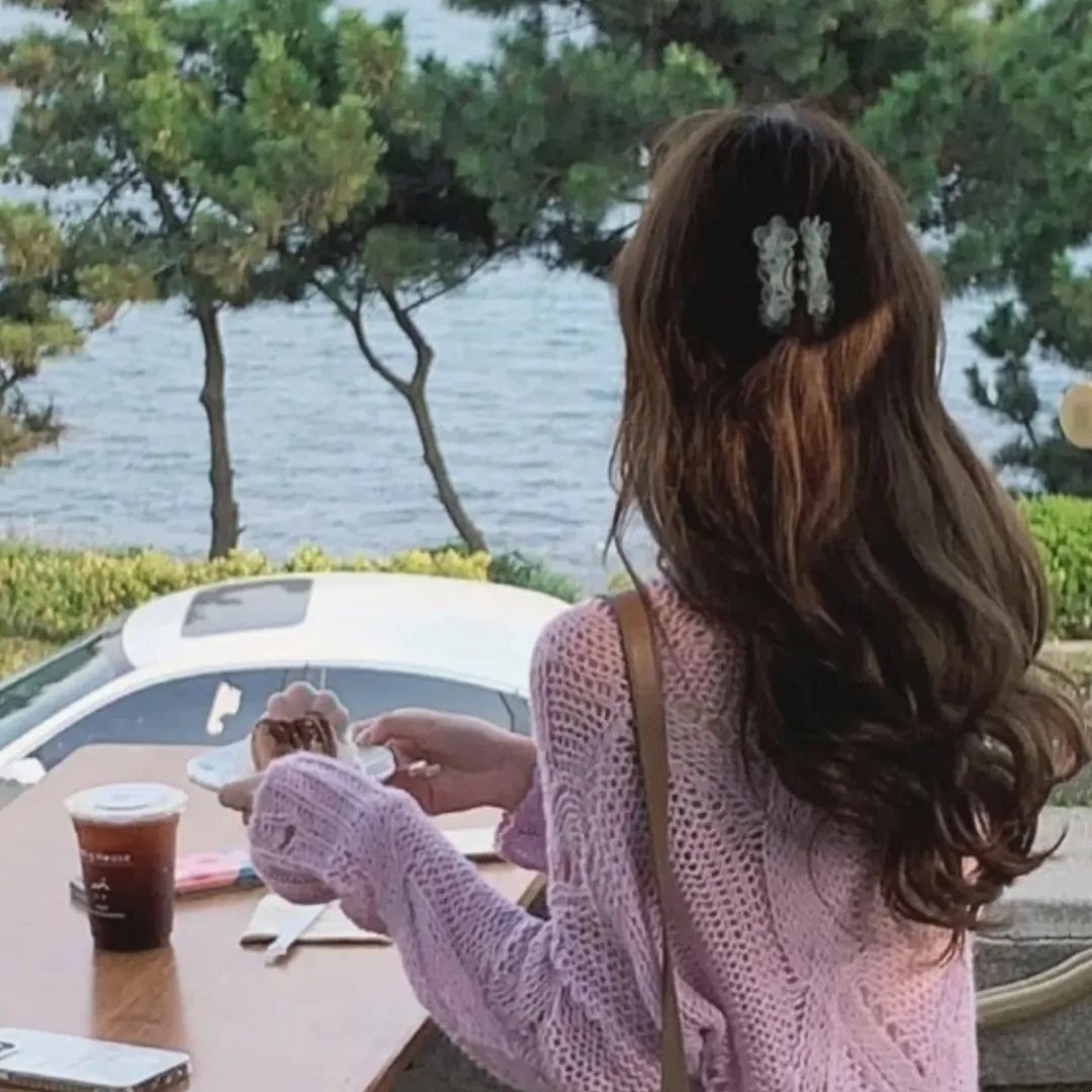 邪恶的蕾丝莉